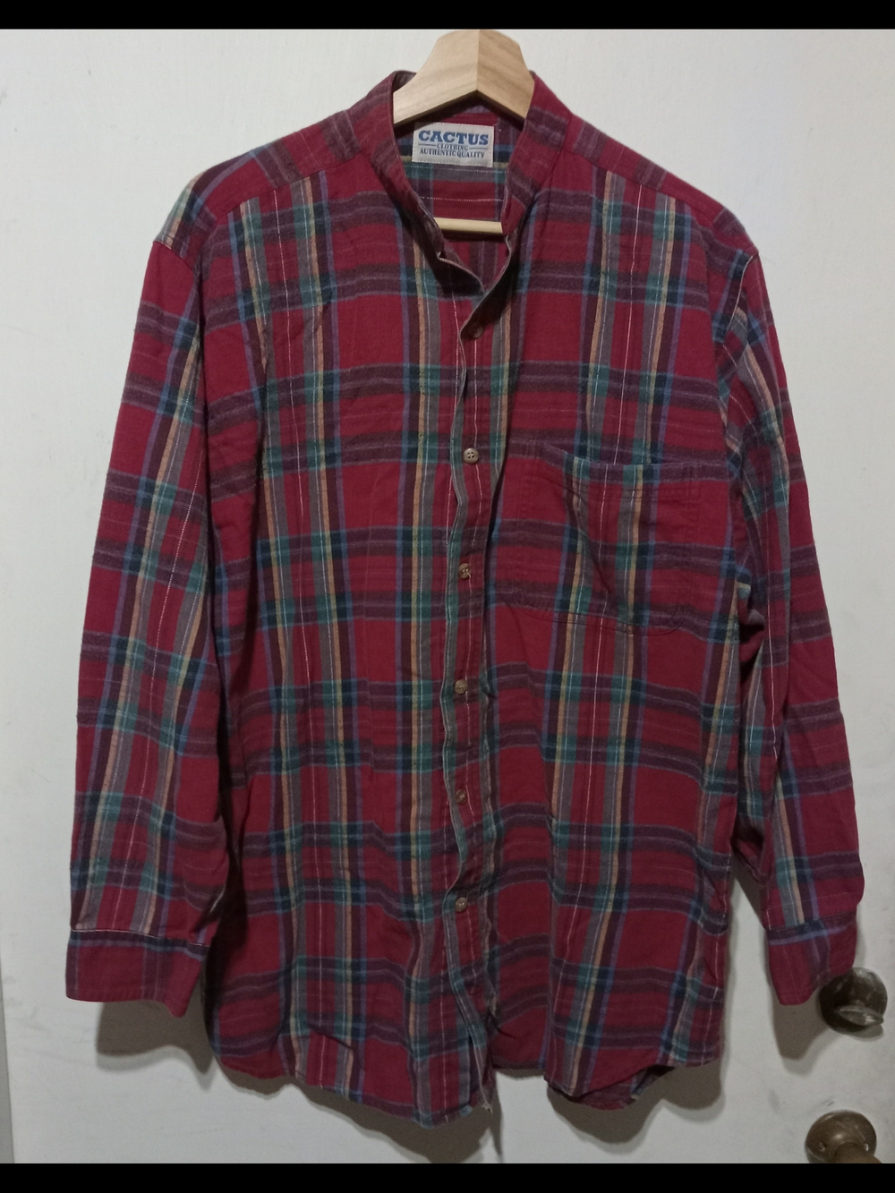 Cactus Red Plaid Men's Button-Up Shirt